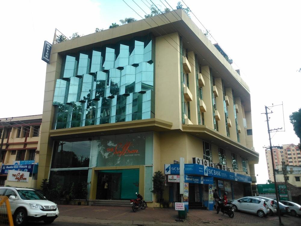 The Verda Saffron Hotel Mangalore Bagian luar foto