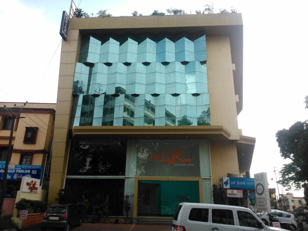 The Verda Saffron Hotel Mangalore Bagian luar foto