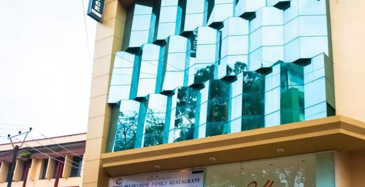 The Verda Saffron Hotel Mangalore Bagian luar foto
