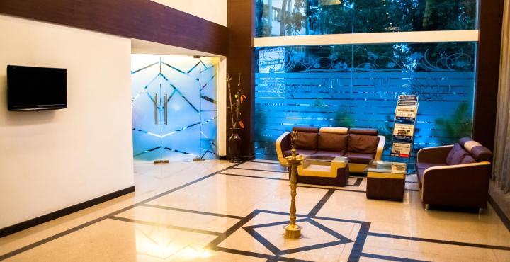 The Verda Saffron Hotel Mangalore Bagian luar foto