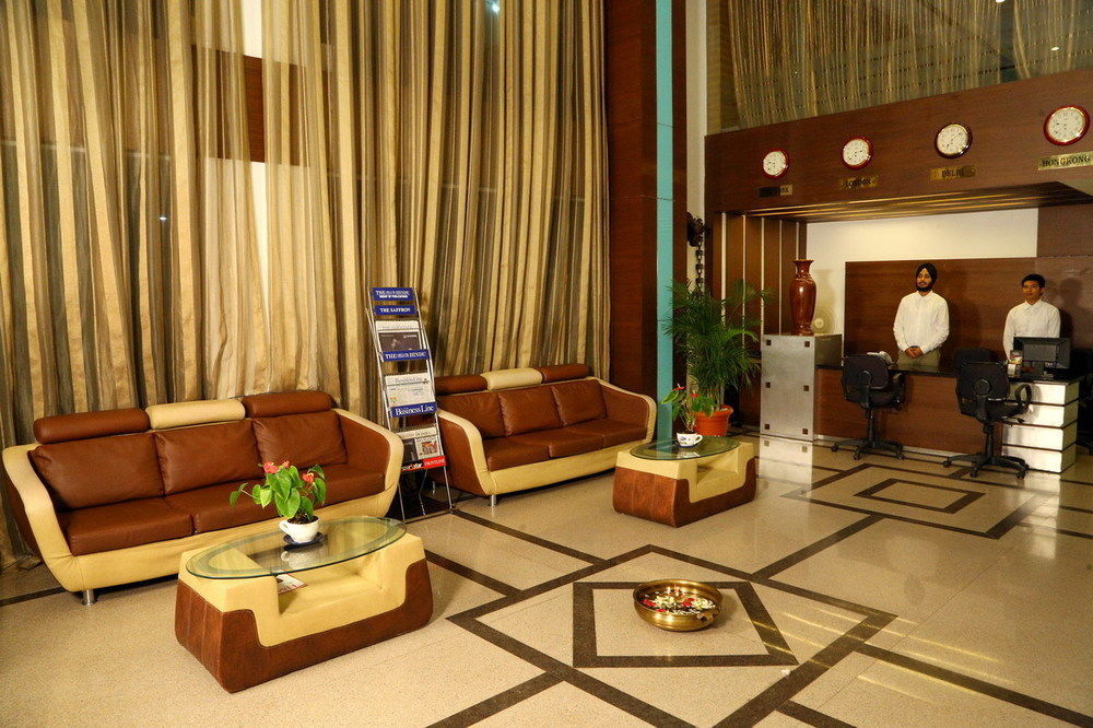 The Verda Saffron Hotel Mangalore Bagian luar foto
