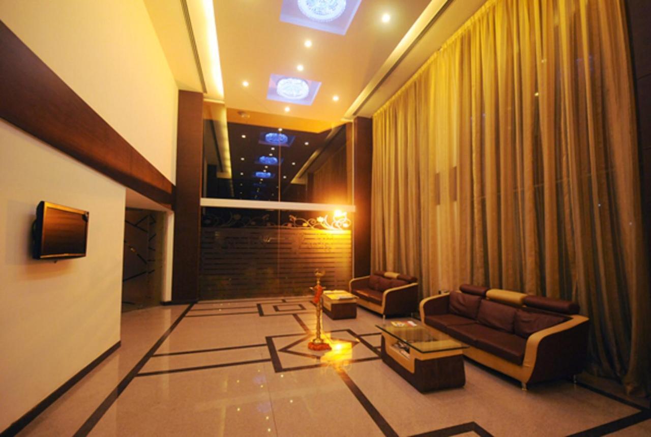 The Verda Saffron Hotel Mangalore Bagian luar foto